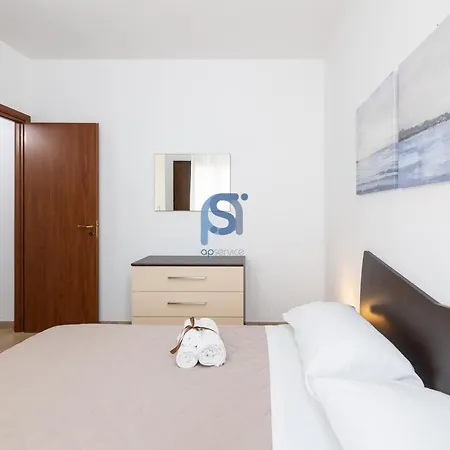 Ni Ni - Self Check In