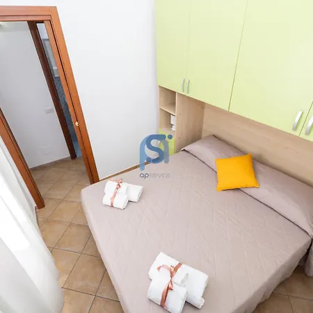 Ni Ni - Self Check In * Cefalù