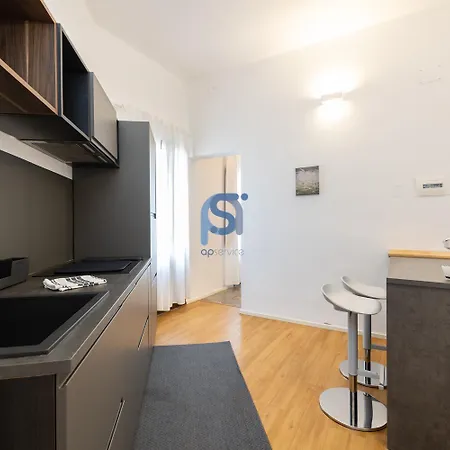 Ni Ni Apartment