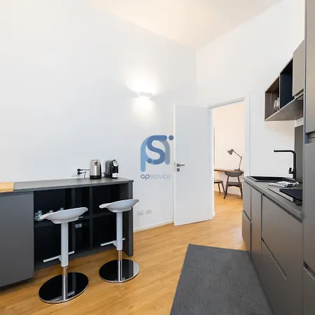 Ni Ni Apartment